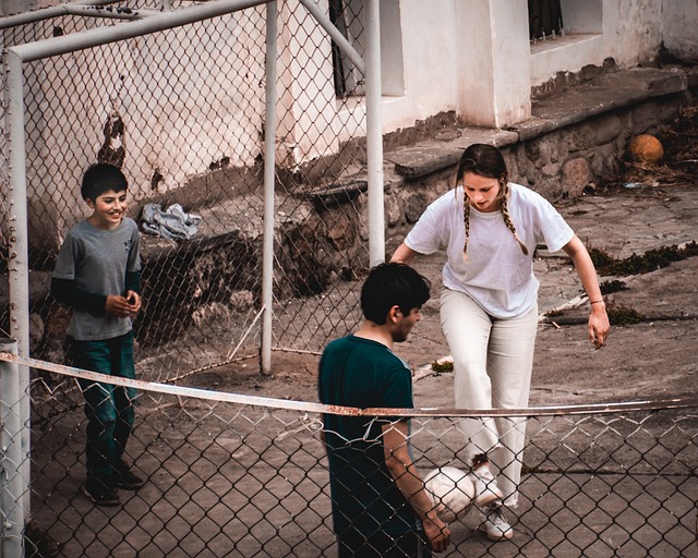 库里复出23，6，巴特勒18，10，勇士力克鹈鹕稳住局面！追梦6犯离场.